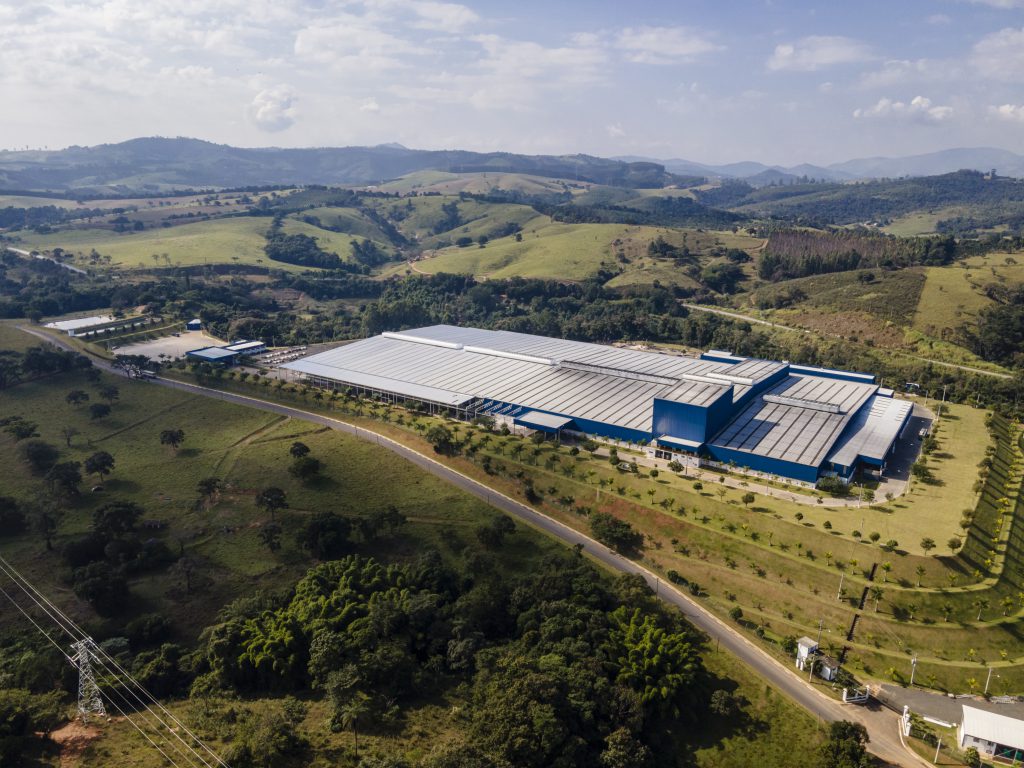 Fábrica de embalagens plásticas oferece diversas soluções sustentáveis para nosso dia a dia